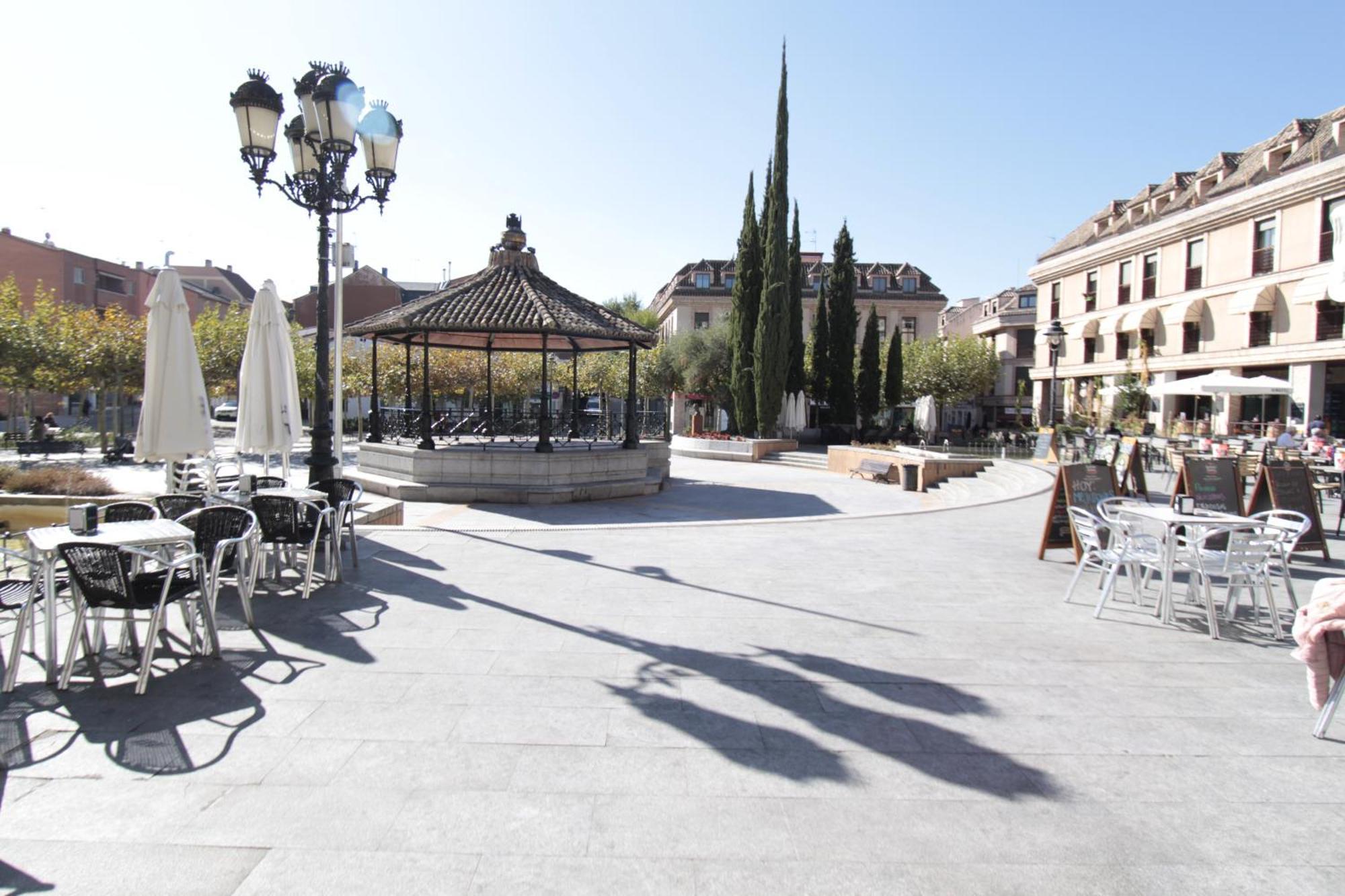 Plaza Espana Rozas * Las Rozas de Madrid