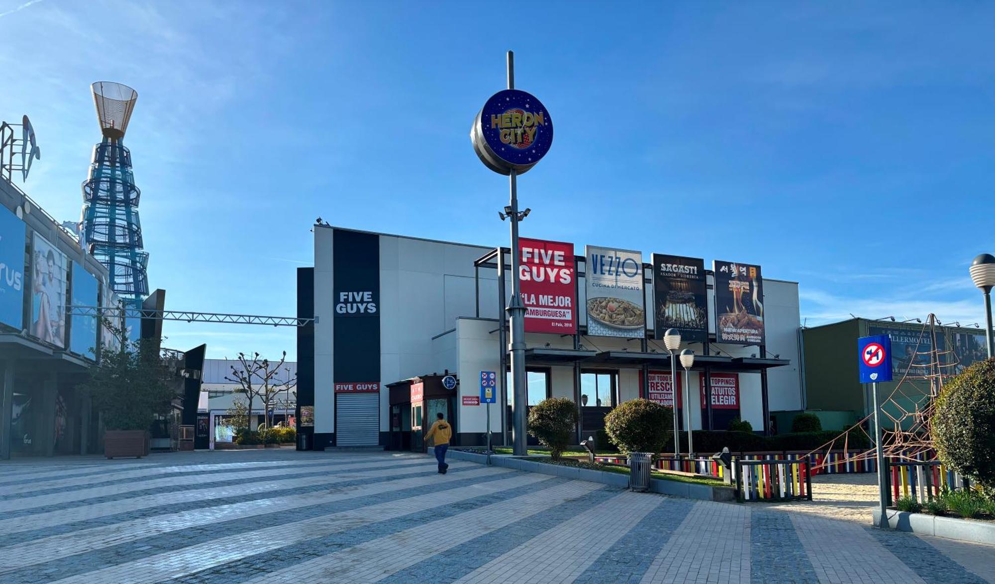 Plaza Espana Rozas *